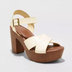 Universal Thread "Estella" Faux Leather Wood Bottom Crossband Heel Pumps - Sz 6